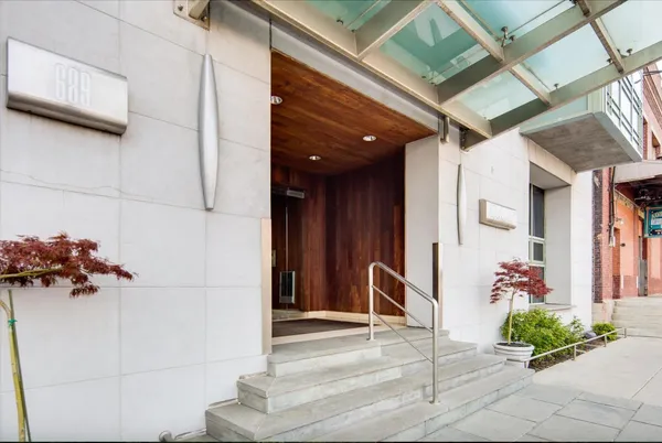 $3,700 | 689 Marin Boulevard, Unit 106, Jersey City, NJ 07310