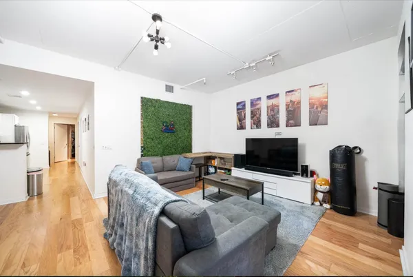 $3,700 | 689 Marin Boulevard, Unit 106, Jersey City, NJ 07310
