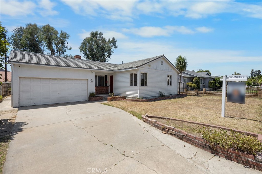 380 South Devon Road Orange, CA 92868 - Photo 2 of 27