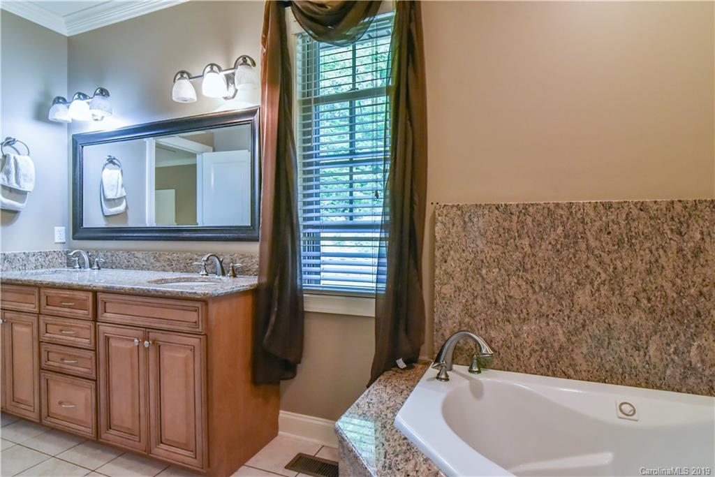 23 Creek Run Road Candler, NC 28715 - Photo 20 of 28 Gallery Image 20