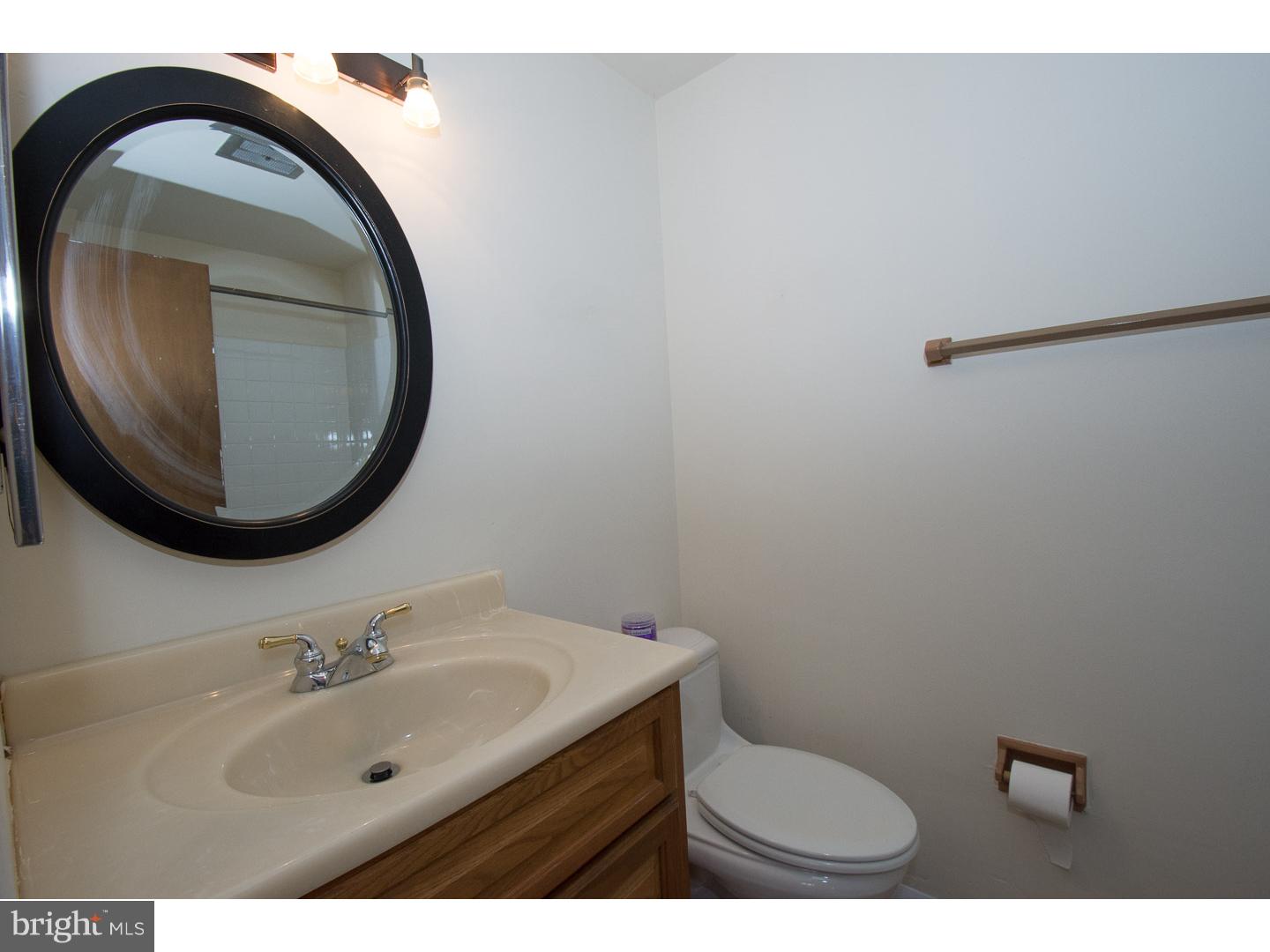 206 Lawrence Lane Wayne, PA 19087 - Photo 18 of 19 Gallery Image 18