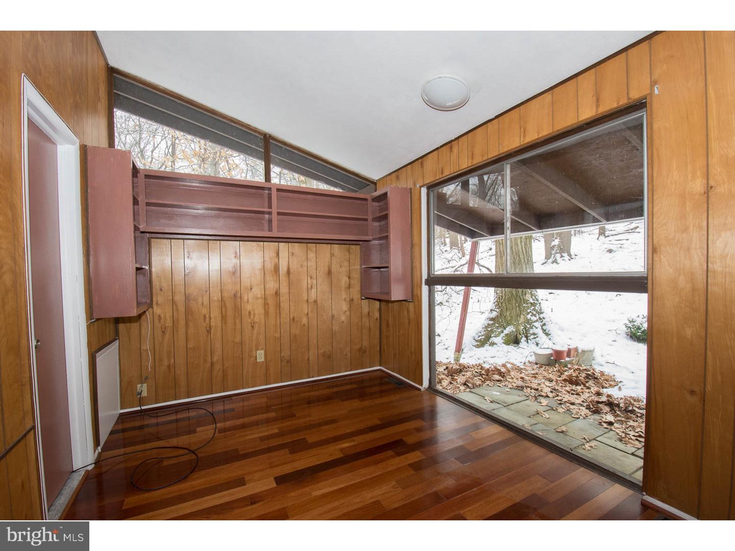 206 Lawrence Lane Wayne, PA 19087 - Photo 8 of 19 Gallery Image 8
