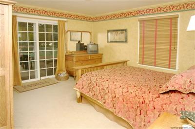 3806 Old Colony Road Kalamazoo, MI 49008 - Photo 8 of 18 Additional Photo