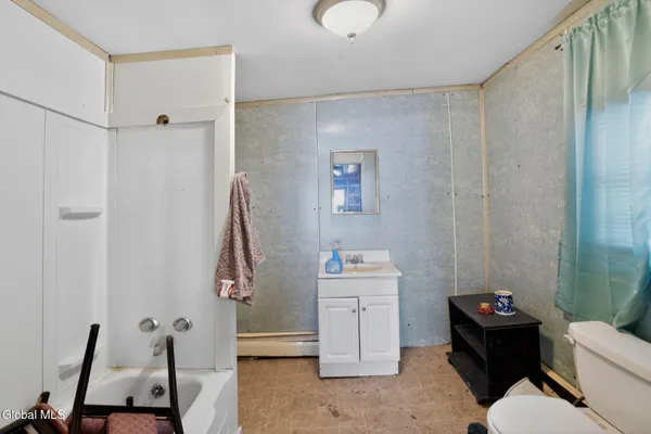 $69,000 | 7 Oak Lane, Moriah, NY 12974