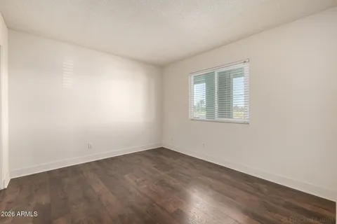 $879,000 | 17859 North 40th Street, Phoenix, AZ 85032