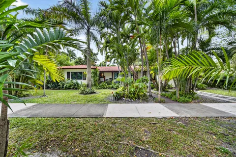 $1,650,000 | 320 San Sebastian Avenue, Coral Gables, FL 33134