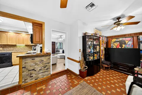 $1,650,000 | 320 San Sebastian Avenue, Coral Gables, FL 33134