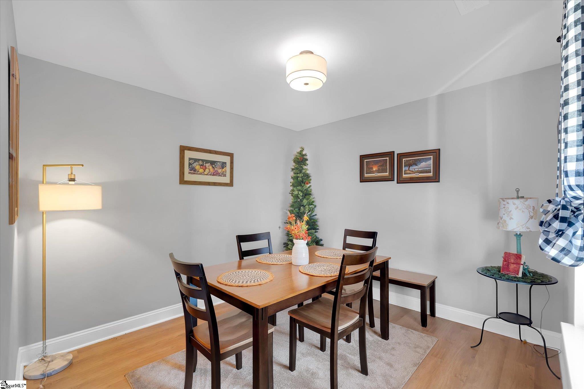 104 Forest Drive Liberty, SC 29657 - Photo 4 of 24