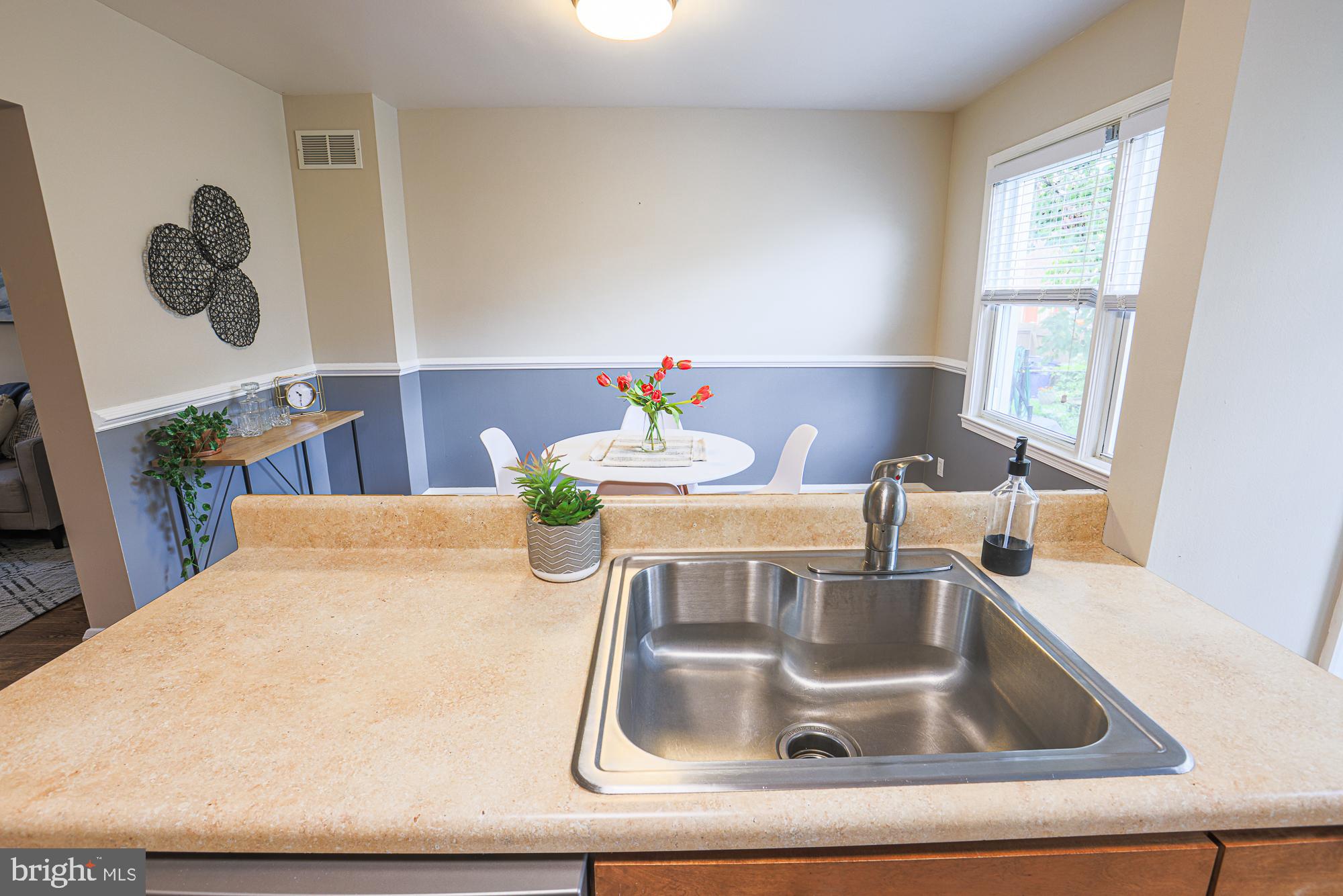 4249 Elsa Terrace Baltimore, MD 21211 - Photo 18 of 41