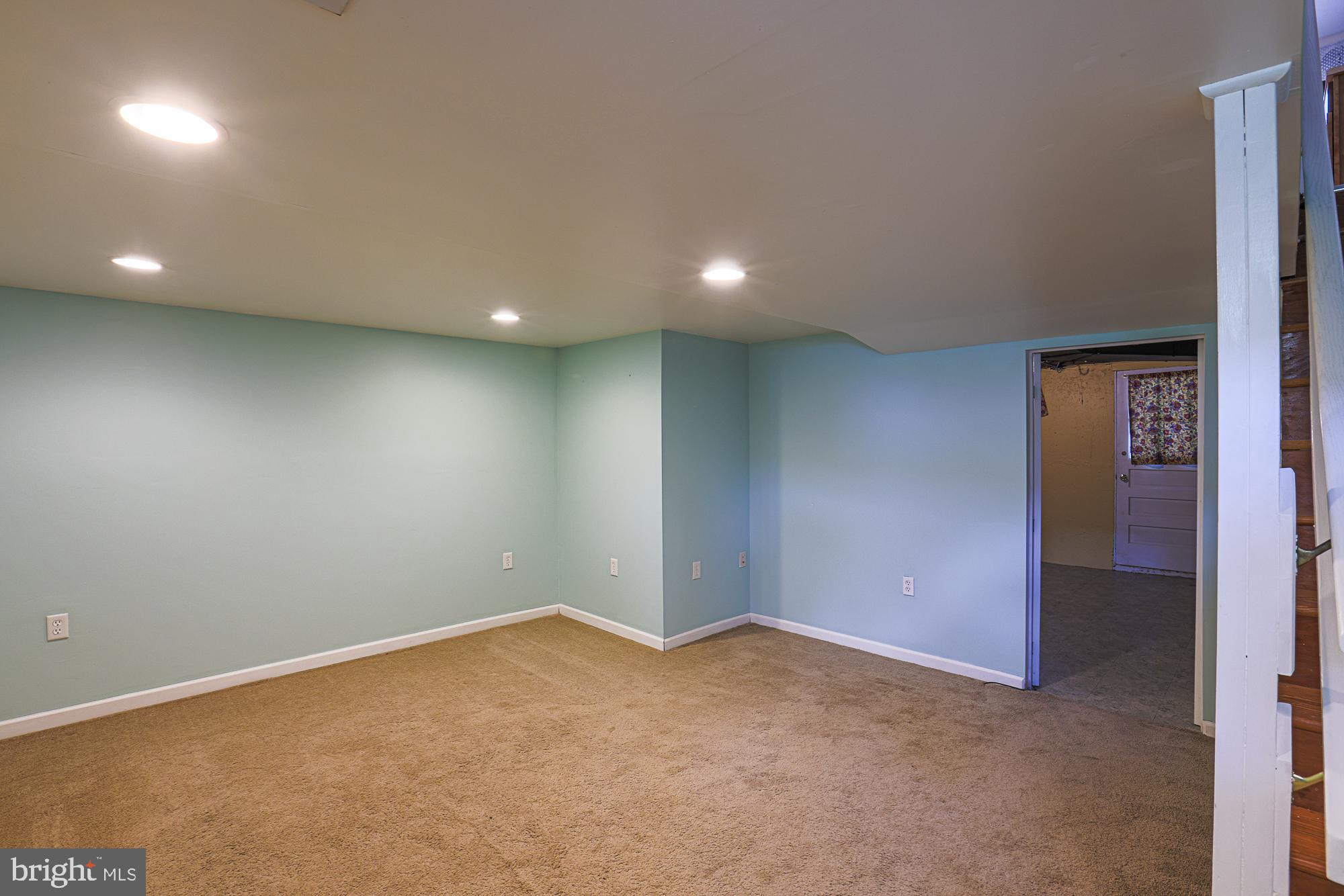 4249 Elsa Terrace Baltimore, MD 21211 - Photo 30 of 41