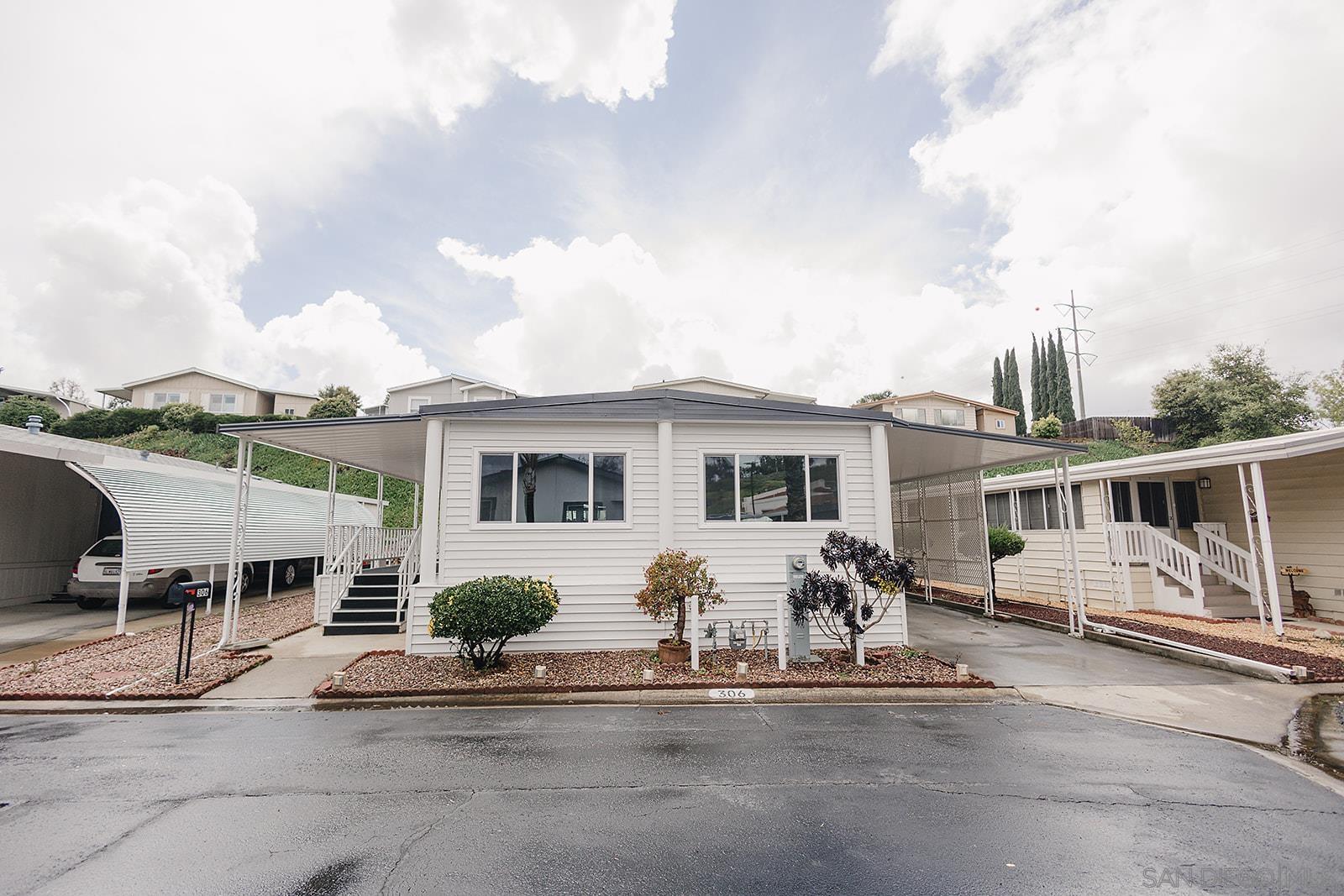 525 West El Norte Pkwy Unit 306