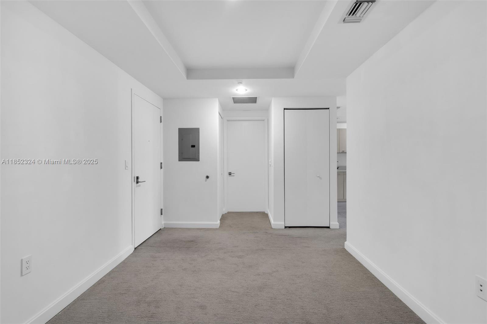 45 Southwest 9th Street, Unit 2204 Miami, FL 33130 - Photo 8 of 39 a view of an empty room