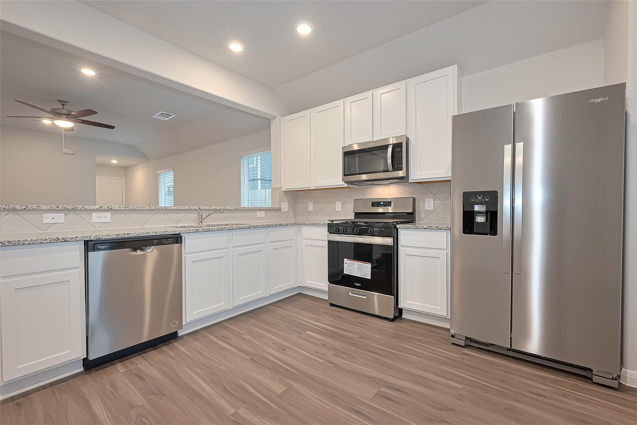 2412 Cave Fish Drive Conroe, TX 77384 - Photo 14 of 40