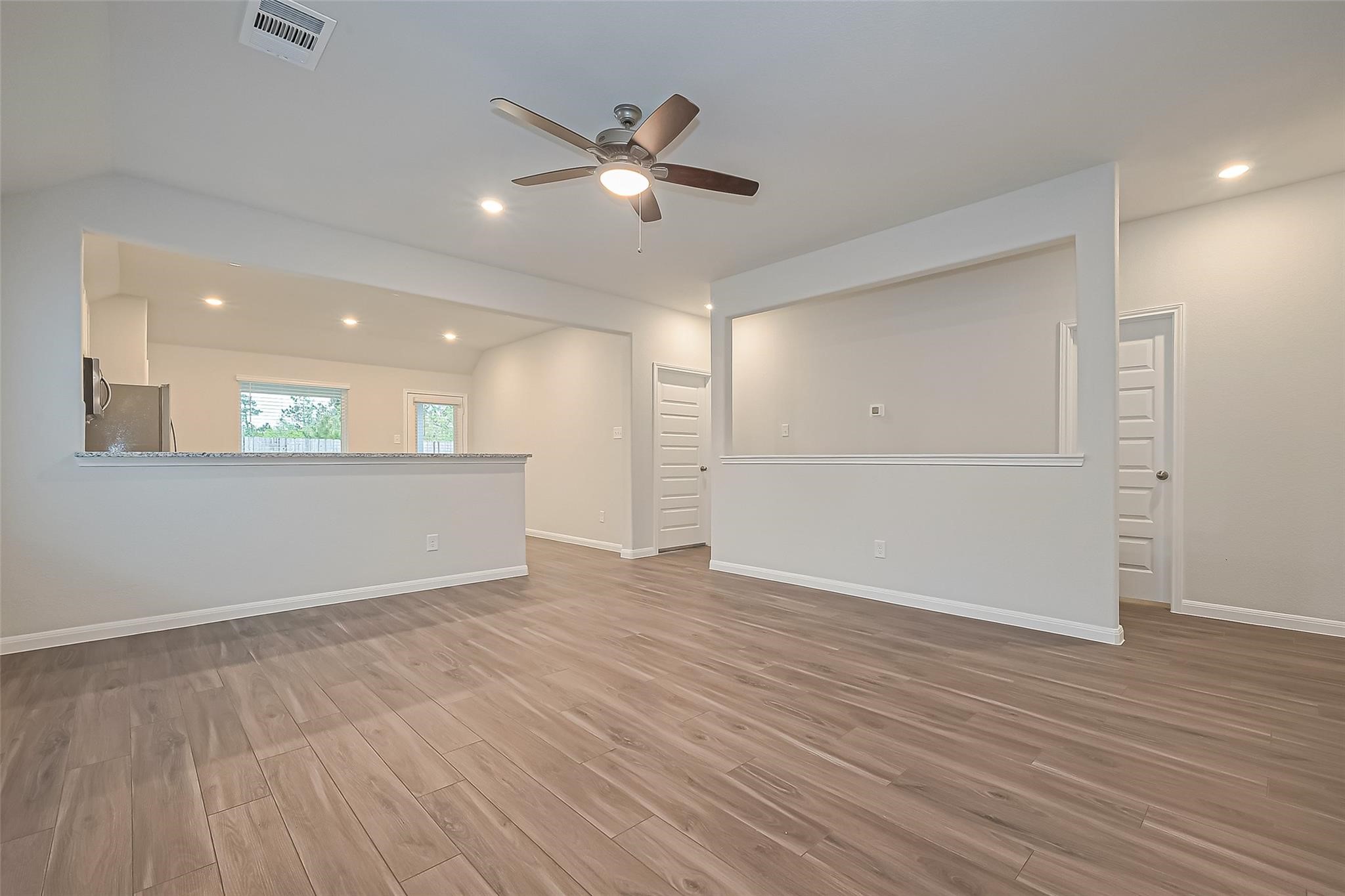 2412 Cave Fish Drive Conroe, TX 77384 - Photo 8 of 40