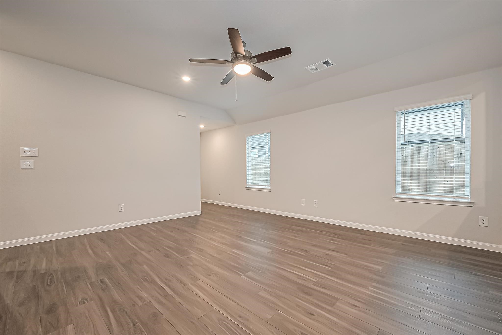 2412 Cave Fish Drive Conroe, TX 77384 - Photo 10 of 40