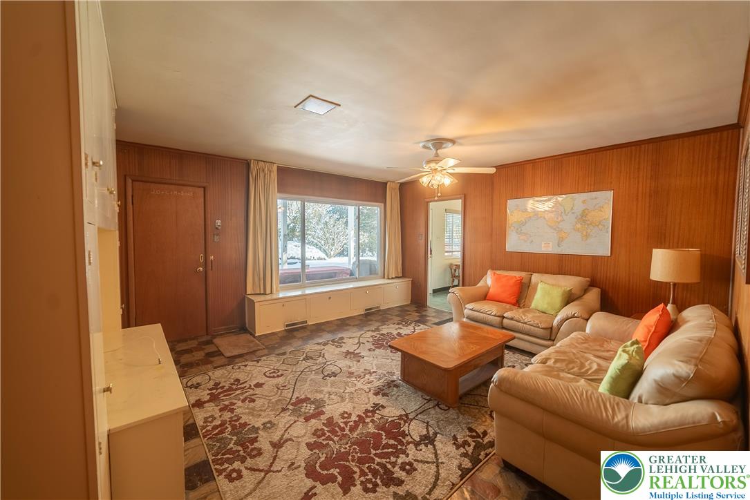 627 North Main Street Allentown, PA 18104 - Photo 10 of 24 a living room with furniture and a window