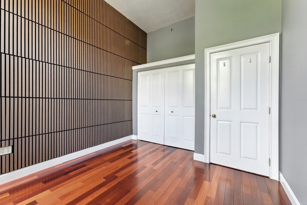 235 State Street, Unit 220 Springfield, MA 01103 - Photo 11 of 40