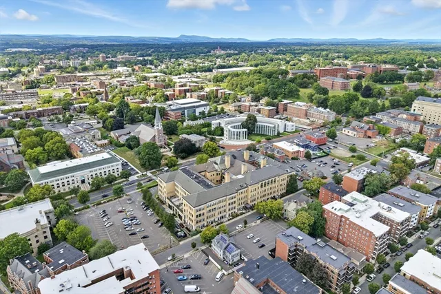 $205,000 | 235 State Street, Unit 220, Springfield, MA 01103