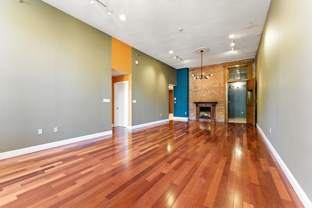 235 State Street, Unit 220 Springfield, MA 01103 - Photo 6 of 40