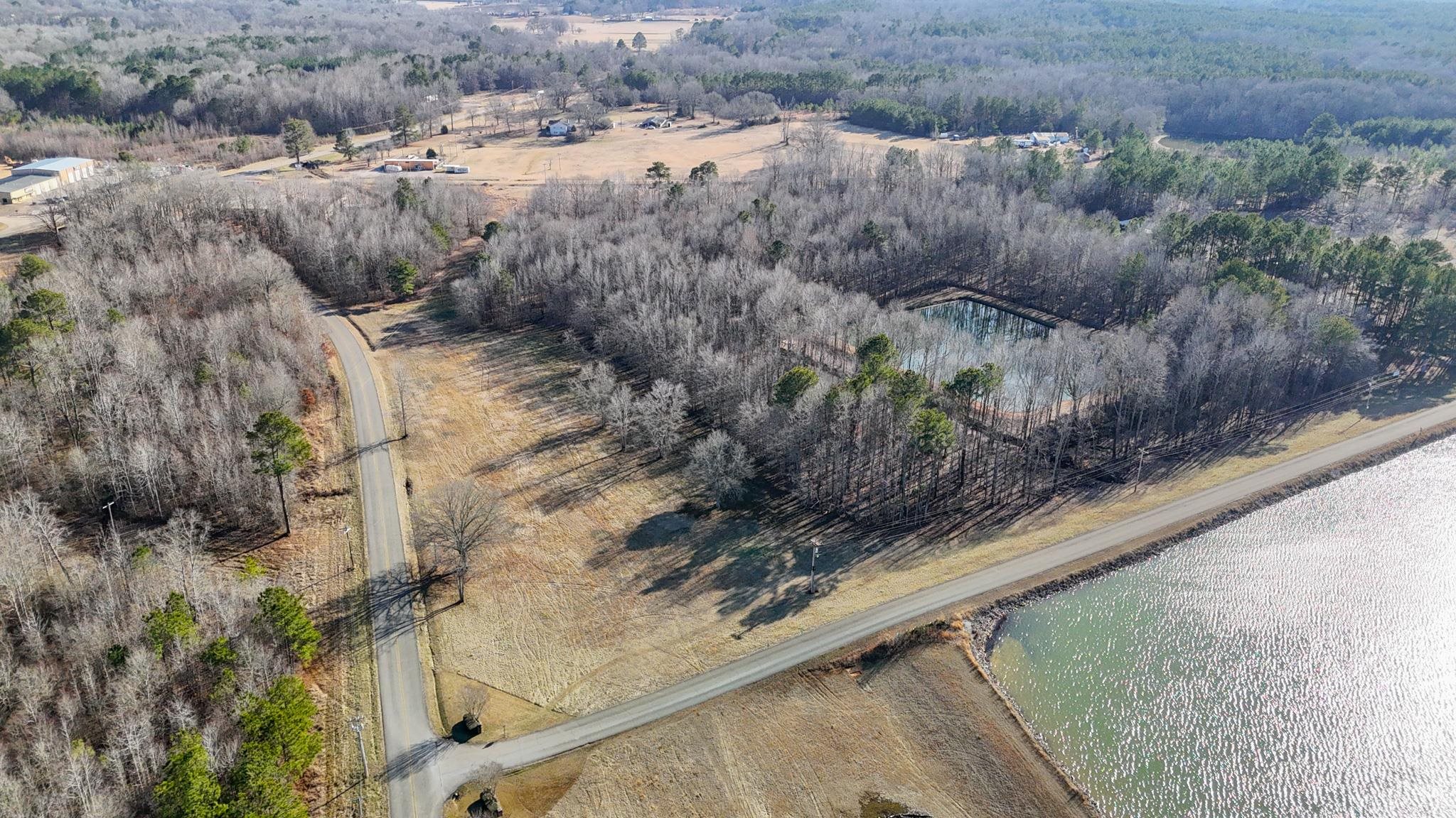 187 Rd Iuka Ms 38852 Iuka, MS 38852 - Photo 2 of 3 a view of a house with a park bench