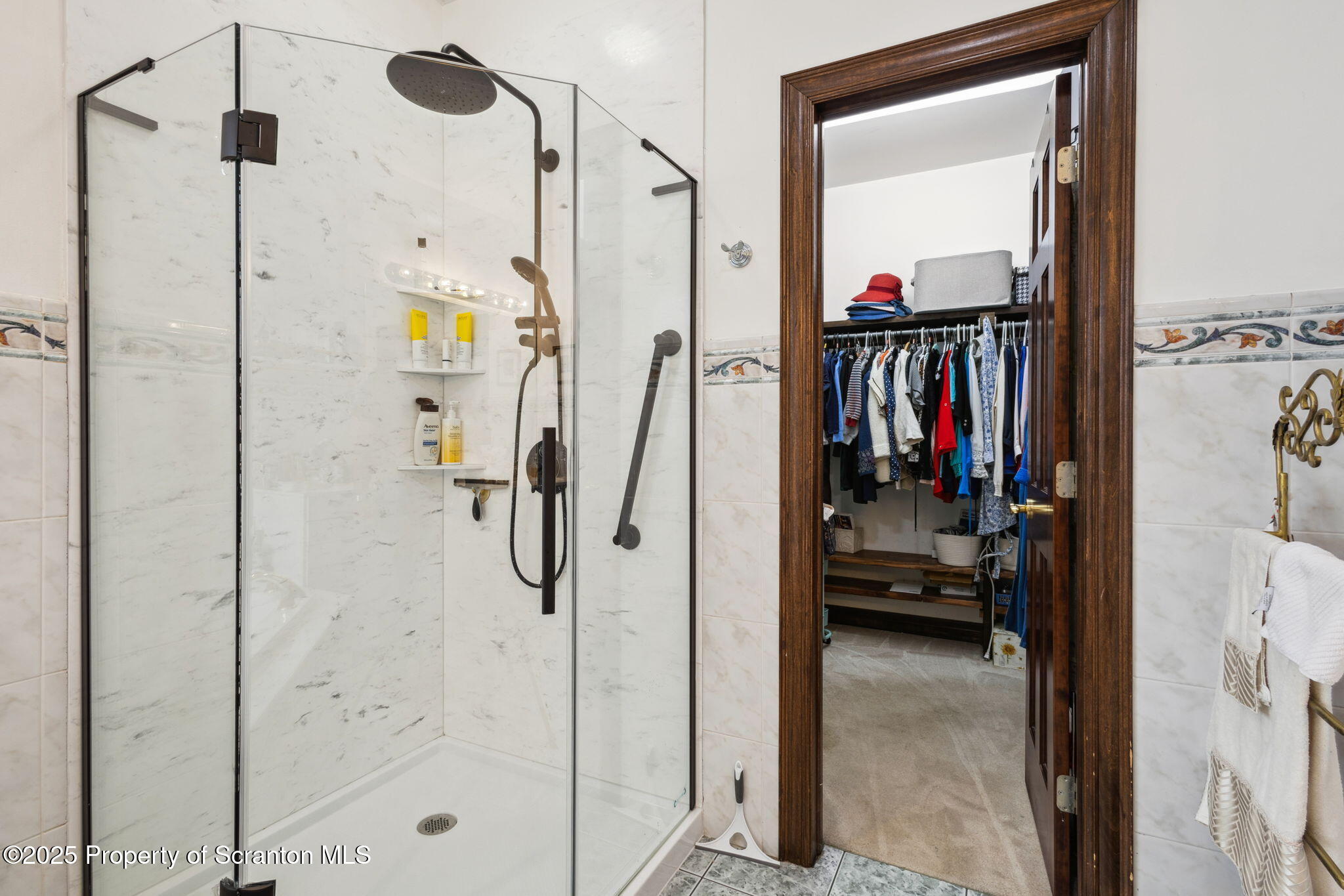 1 Stonehill Road Old Forge, PA 18518 - Photo 34 of 54 Primary Bathroom