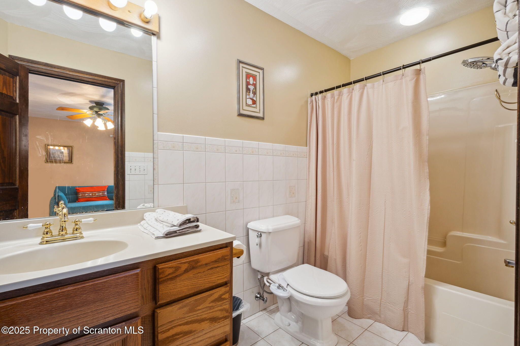 1 Stonehill Road Old Forge, PA 18518 - Photo 37 of 54 Full Bathroom