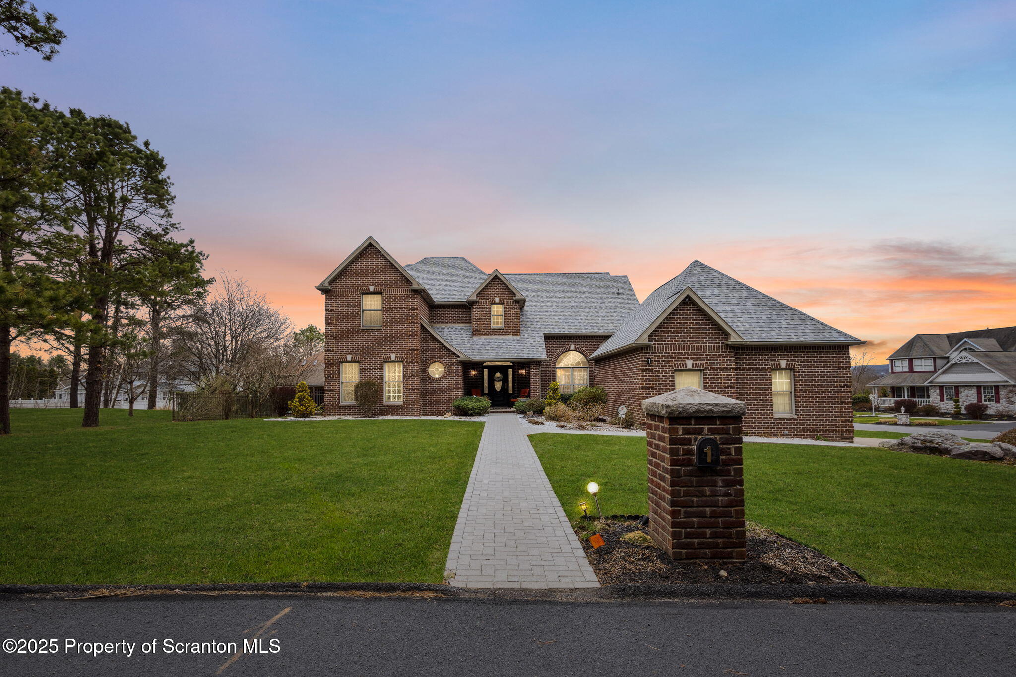 1 Stonehill Road Old Forge, PA 18518 - Photo 8 of 54 Front