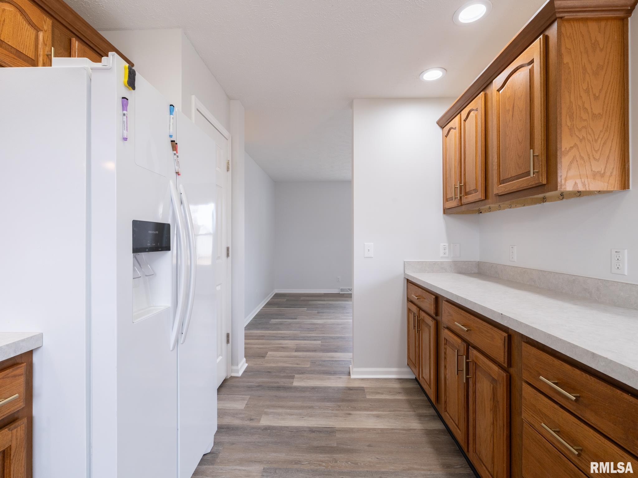 139 Cahokia Road Marquette Heights, IL 61554 - Photo 14 of 62