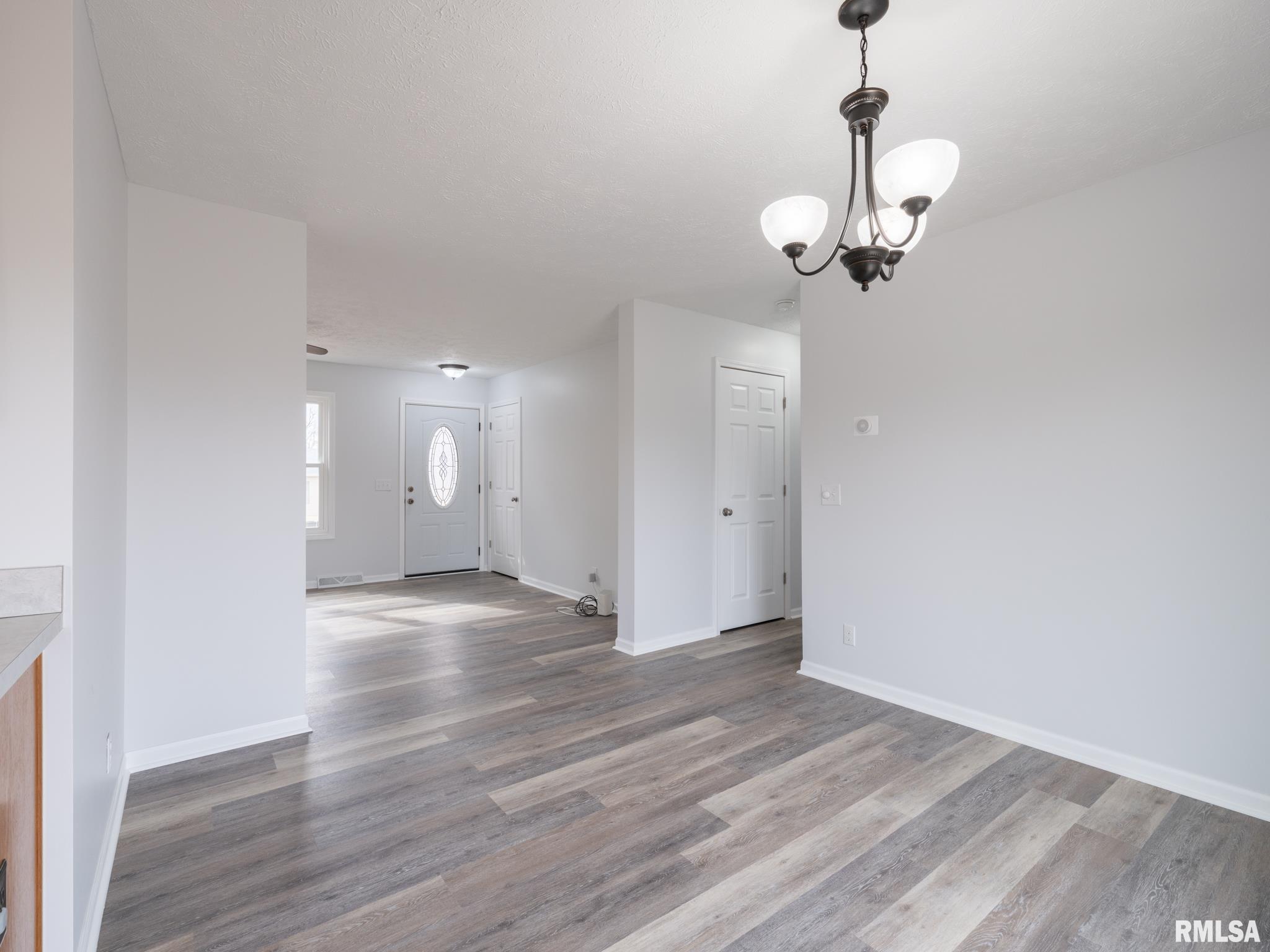 139 Cahokia Road Marquette Heights, IL 61554 - Photo 18 of 62