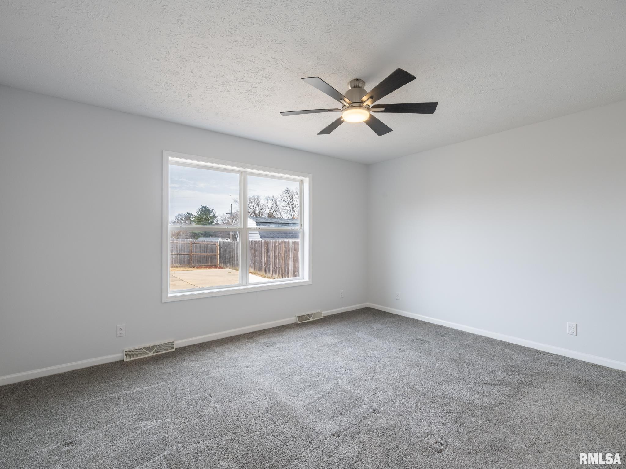 139 Cahokia Road Marquette Heights, IL 61554 - Photo 31 of 62