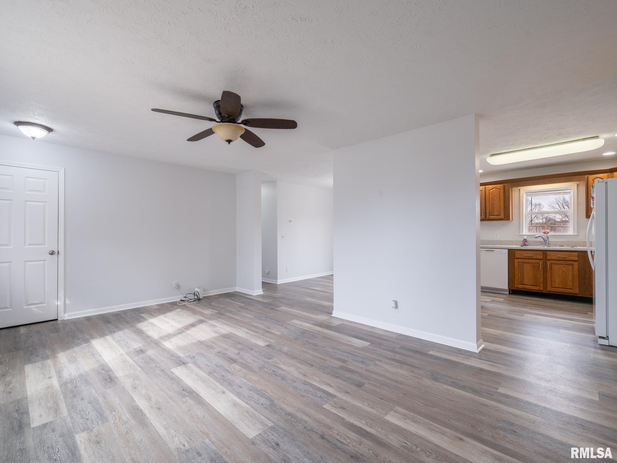 139 Cahokia Road Marquette Heights, IL 61554 - Photo 6 of 62