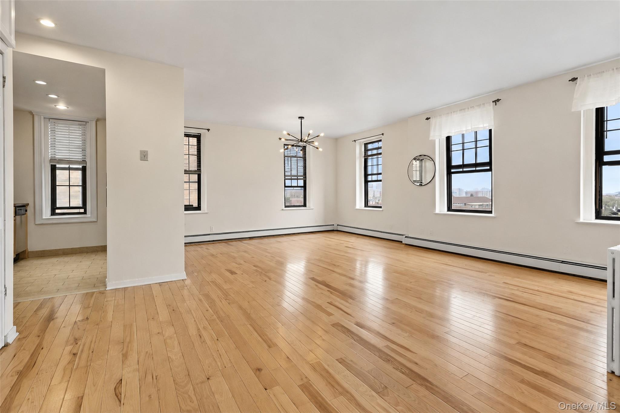 310 Riverside Boulevard, Unit 5F Long Beach, NY 11561 - Photo 13 of 23