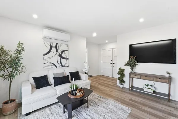 $849,000 | 3580 Trophy Drive, La Mesa, CA 91941