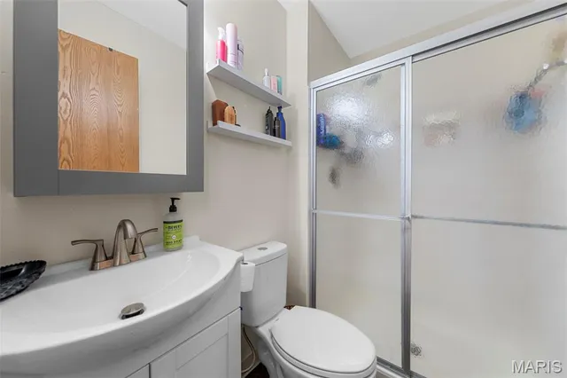 $350,000 | 553 Holland Avenue, St. Louis, MO 63119