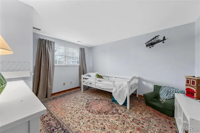 $350,000 | 553 Holland Avenue, St. Louis, MO 63119