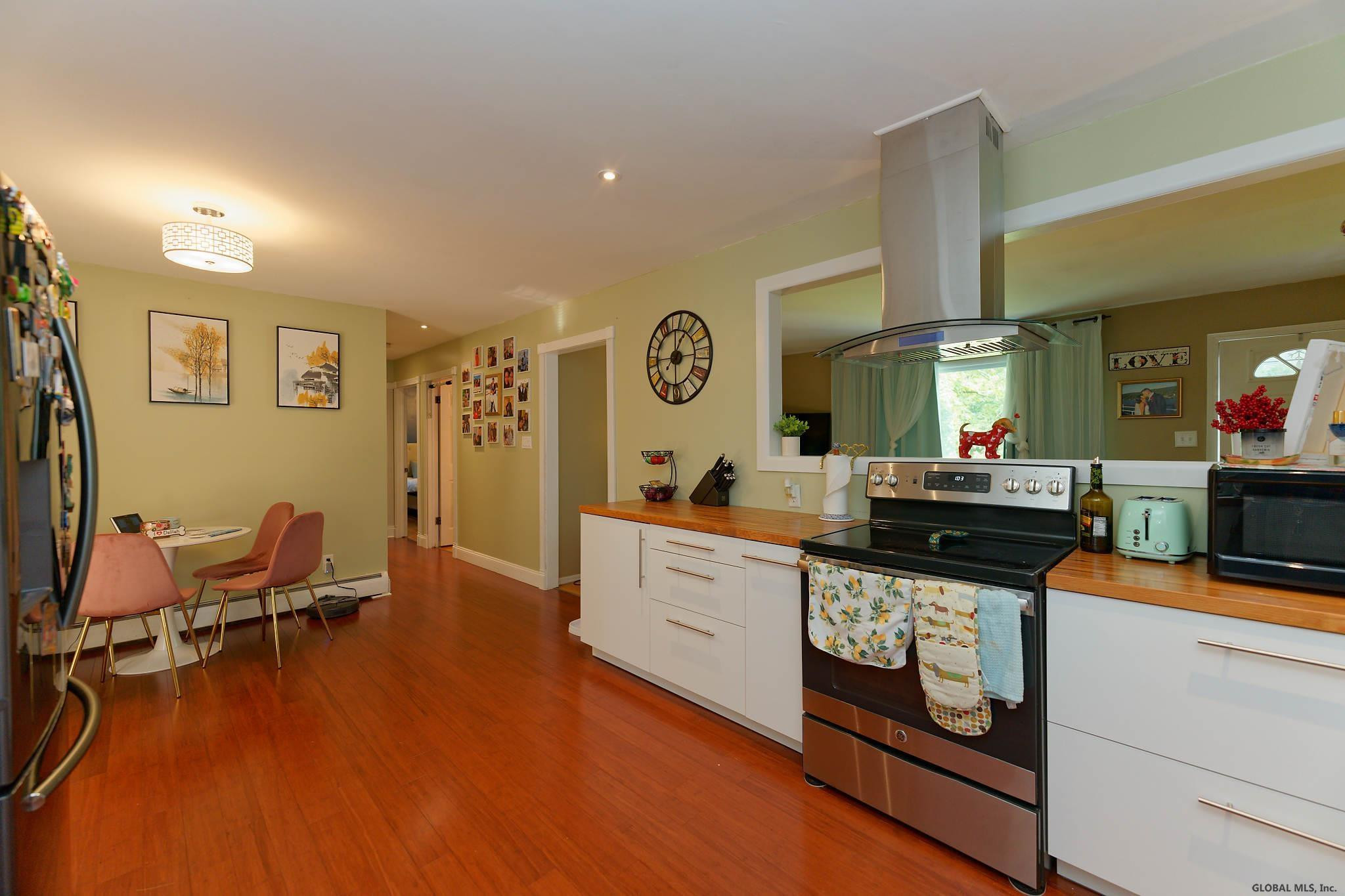 284 Church Road Guilderland, NY 12203 - Photo 12 of 44 Photo 12
