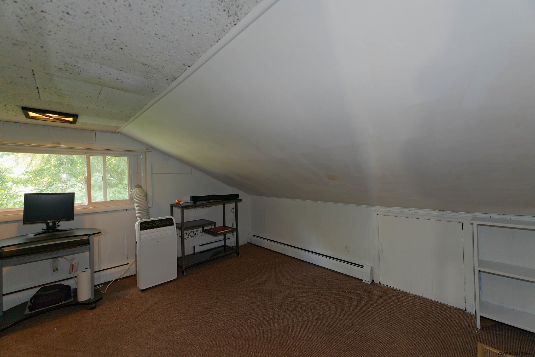 284 Church Road Guilderland, NY 12203 - Photo 16 of 44 Photo 16