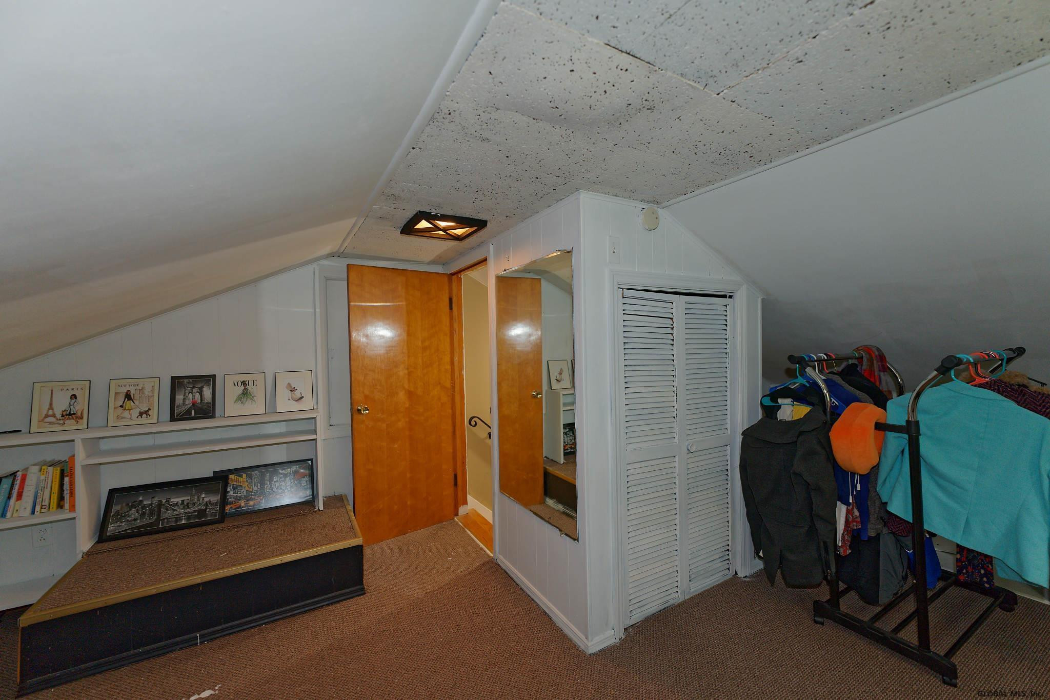 284 Church Road Guilderland, NY 12203 - Photo 18 of 44 Photo 18
