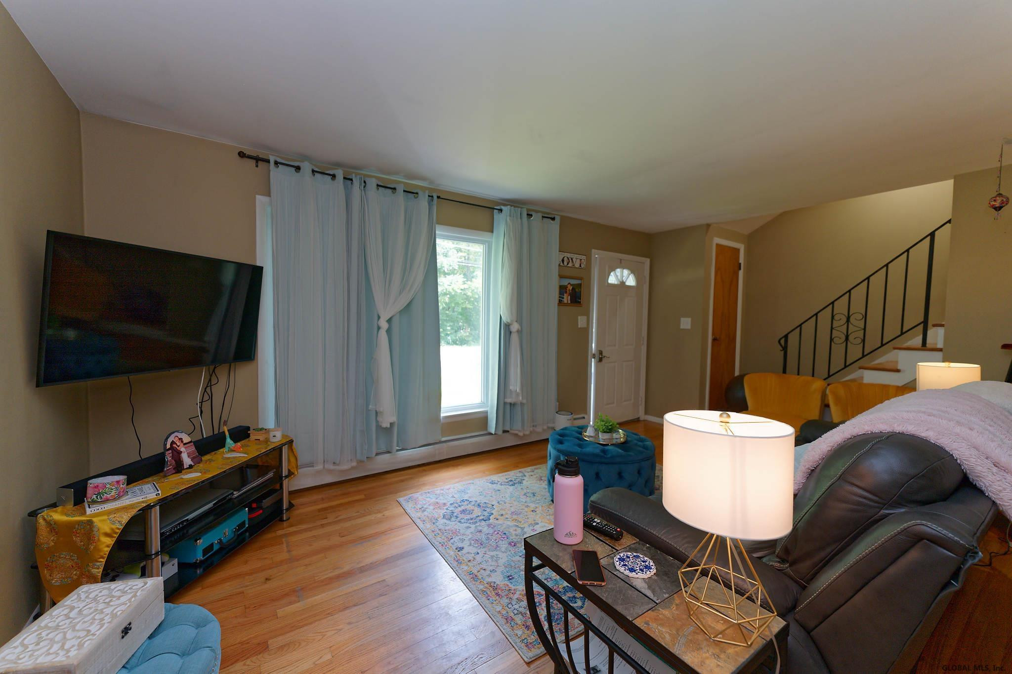 284 Church Road Guilderland, NY 12203 - Photo 7 of 44 Photo 7