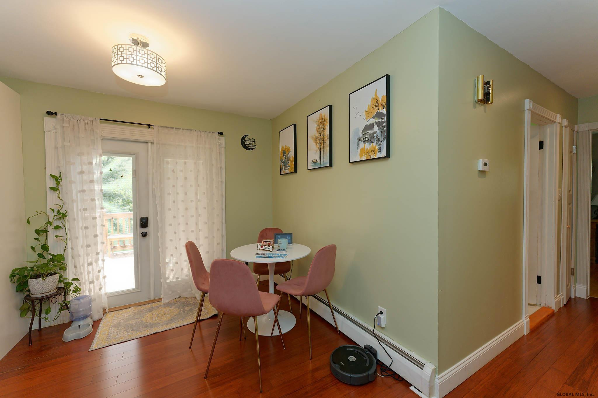 284 Church Road Guilderland, NY 12203 - Photo 8 of 44 Photo 8