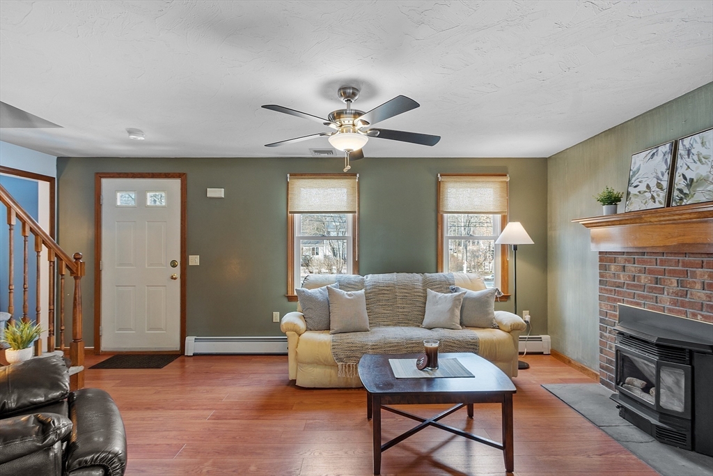 7 Spring Street Douglas, MA 01516 - Photo 9 of 28 Gallery Image 9