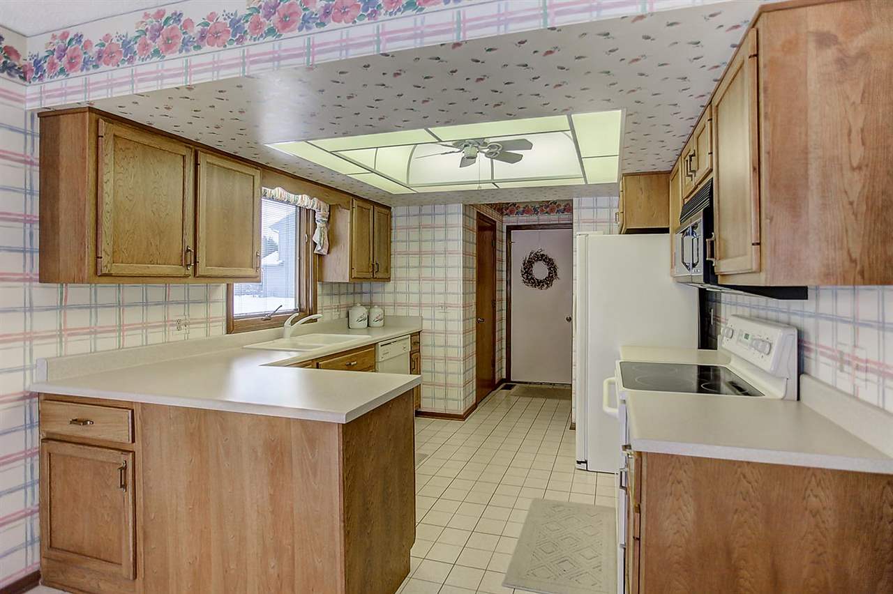 4827 Crystal Ridge Cove Fort Wayne, IN 46835 - Photo 14 of 31 Gallery Image 14