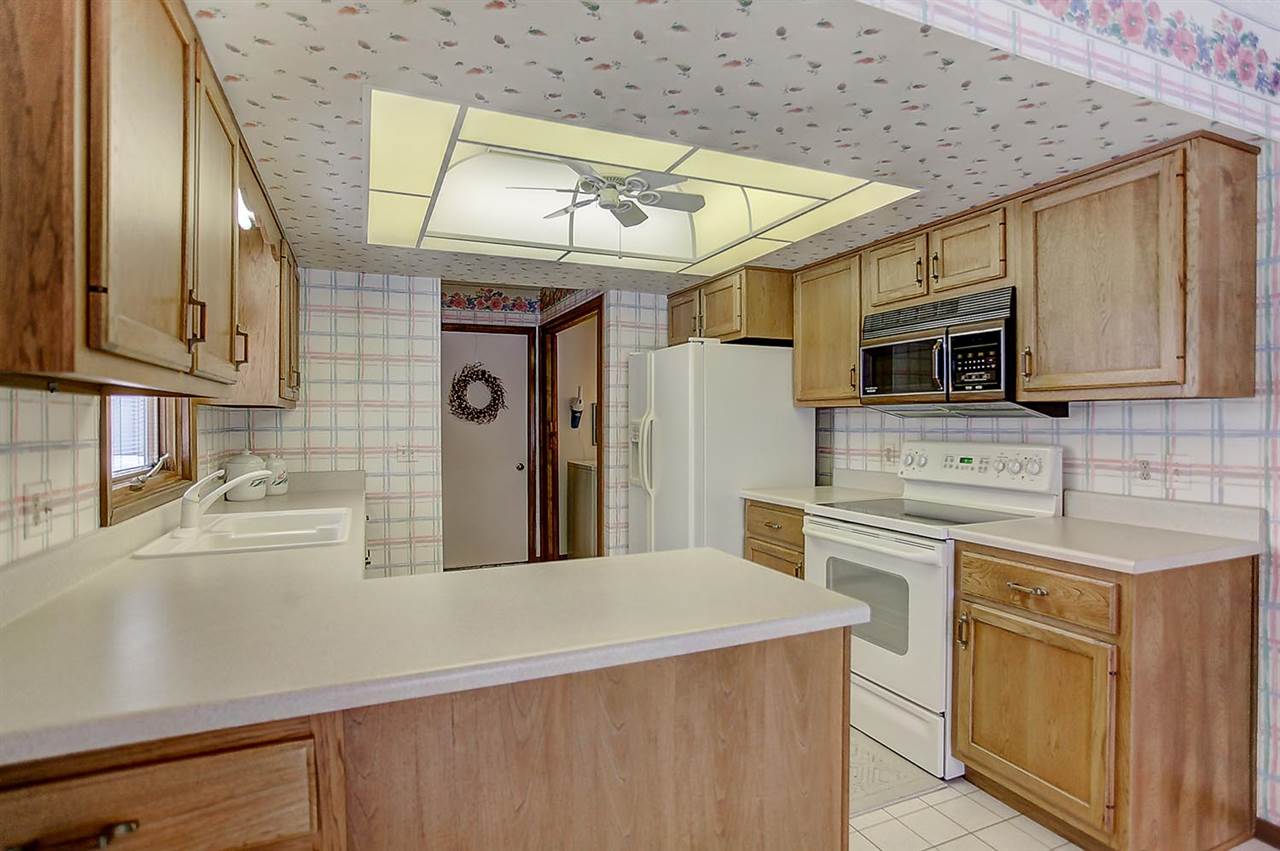 4827 Crystal Ridge Cove Fort Wayne, IN 46835 - Photo 15 of 31 Gallery Image 15