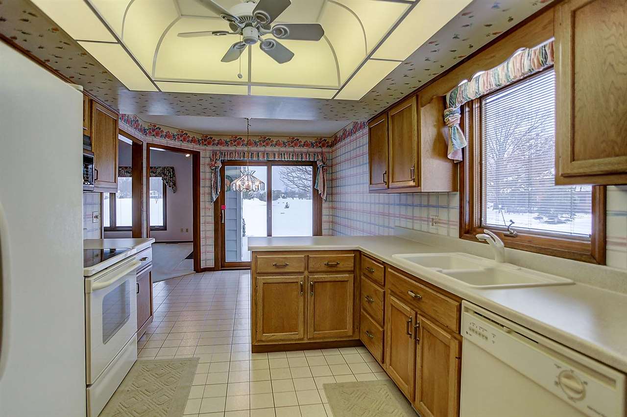 4827 Crystal Ridge Cove Fort Wayne, IN 46835 - Photo 18 of 31 Gallery Image 18