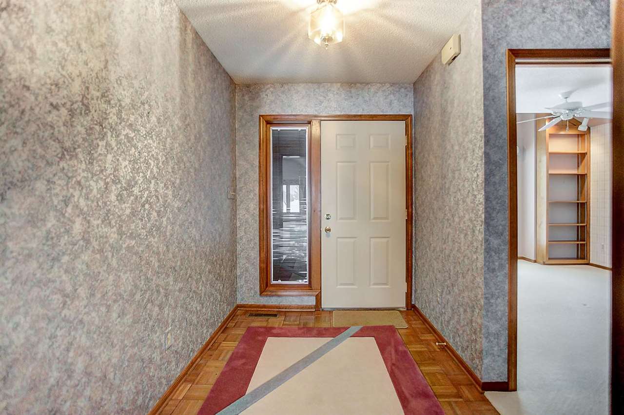 4827 Crystal Ridge Cove Fort Wayne, IN 46835 - Photo 4 of 31 Gallery Image 4