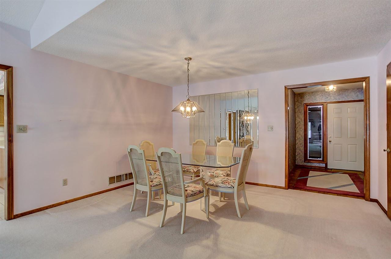 4827 Crystal Ridge Cove Fort Wayne, IN 46835 - Photo 8 of 31 Gallery Image 8