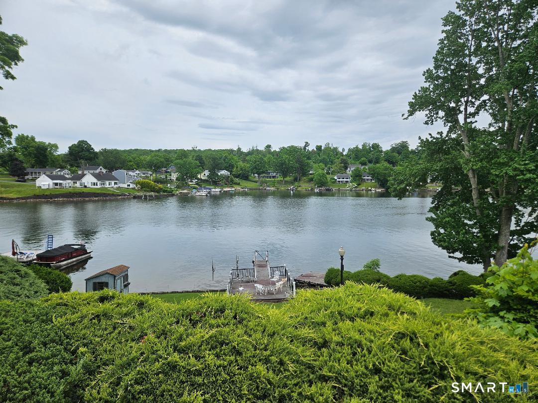 68 Arrowhead Road Brookfield, CT 06804 - Photo 5 of 11