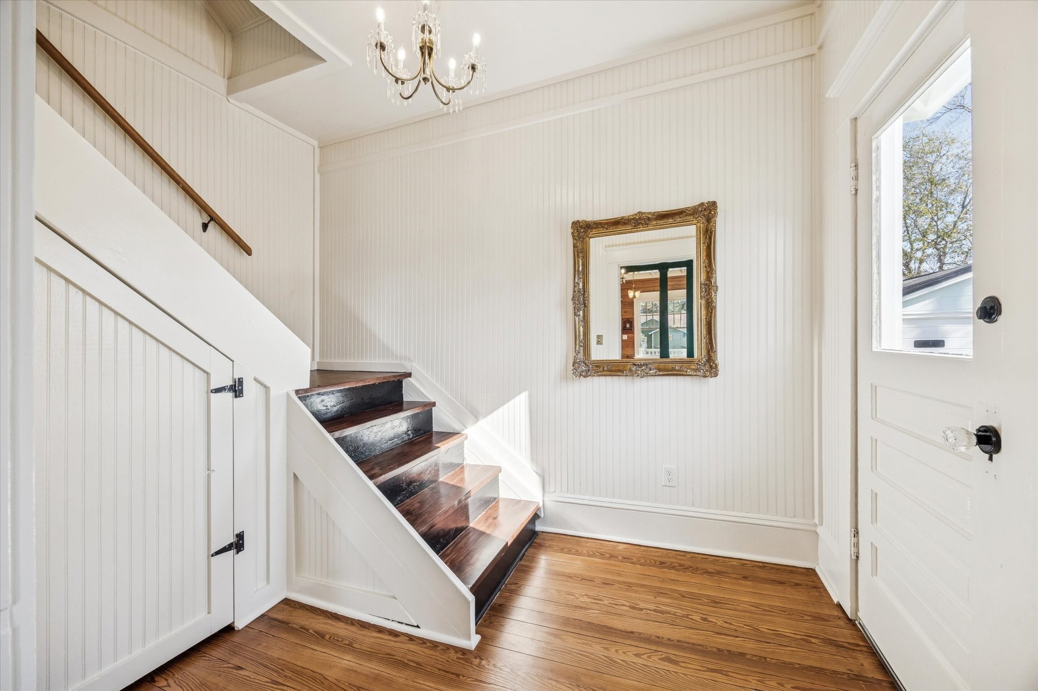 208 North Rusk Street Fayetteville, TX 78940 - Photo 11 of 17 a view of an entryway with wooden floor