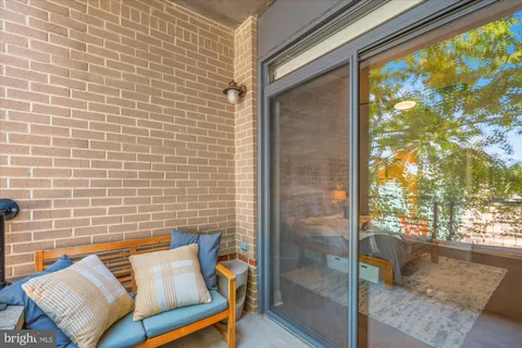 $695,000 | 525 North Fayette Street, Unit 223, Alexandria, VA 22314