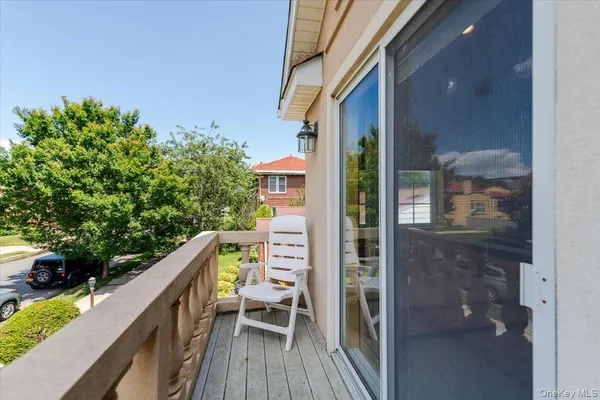 $1,399,000 | 40 East Penn Street, Long Beach, NY 11561